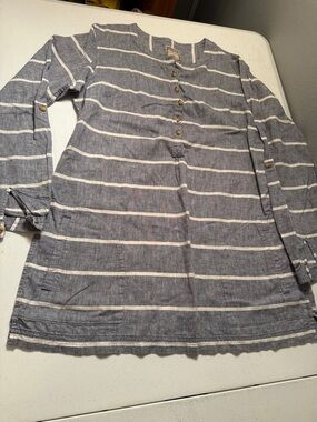 Duluth Trading Co Blue and White Striped Tunic